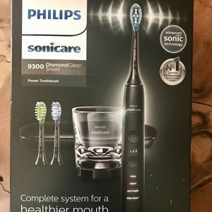 Phillips Sonicare 9300 Toothbrush